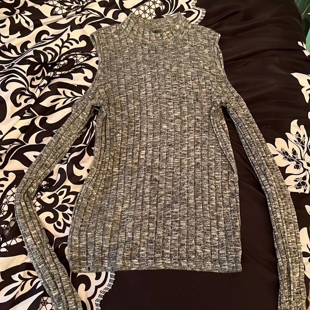 American eagle small tight fitting gray long sleeve with open shoulder cut outs